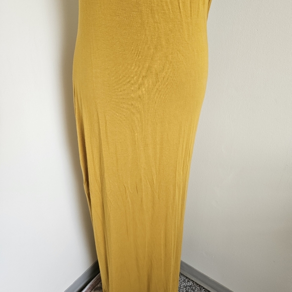 Out From Under Dress - Picture 6 of 9